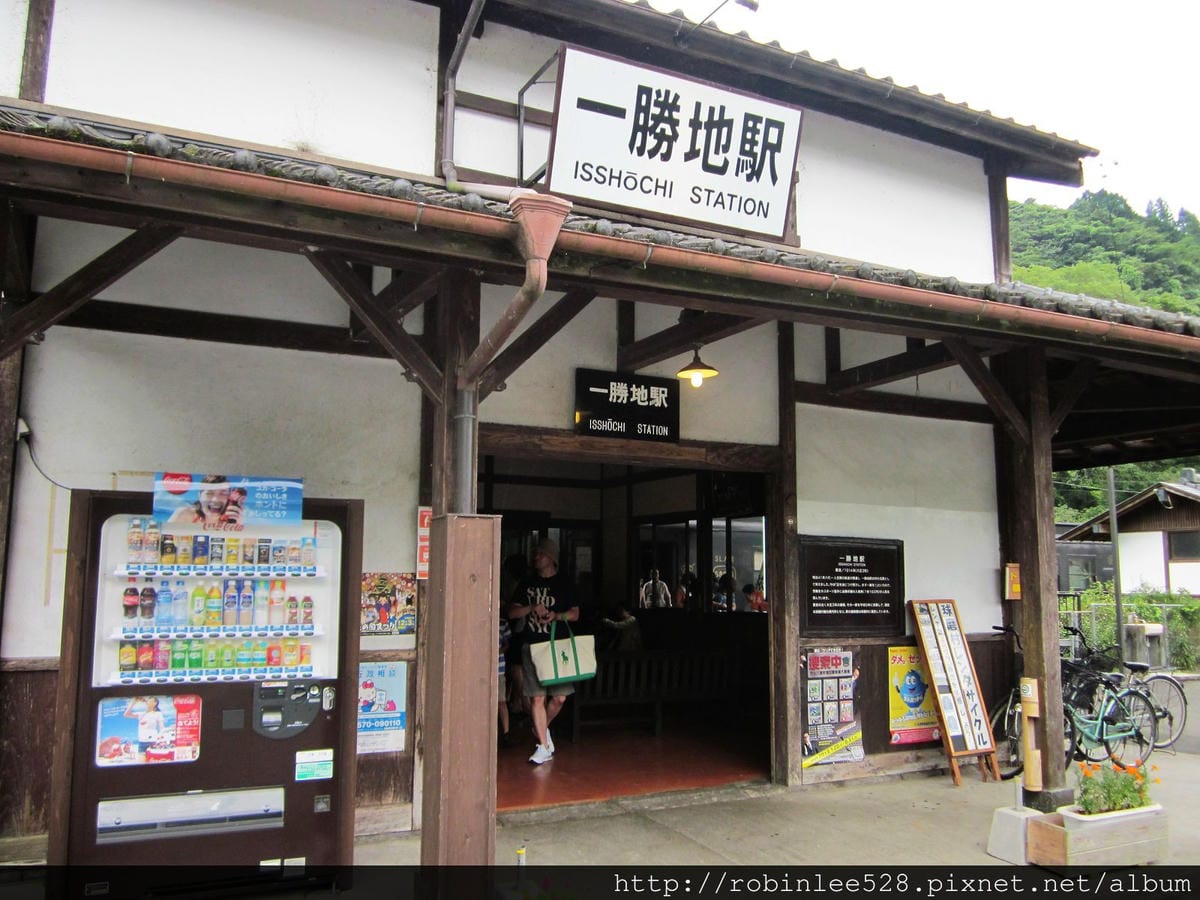 IMG_5878.jpg IMG_5878.jpg