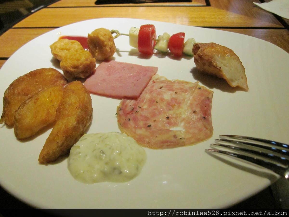 IMG_7347.jpg IMG_7347.jpg