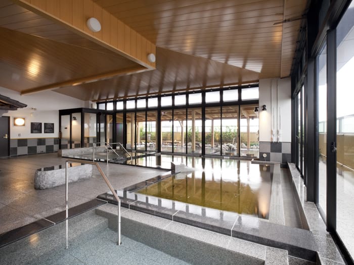 large02.jpg large02.jpg