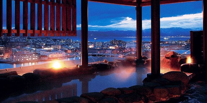 img_slide3.jpg img_slide3.jpg