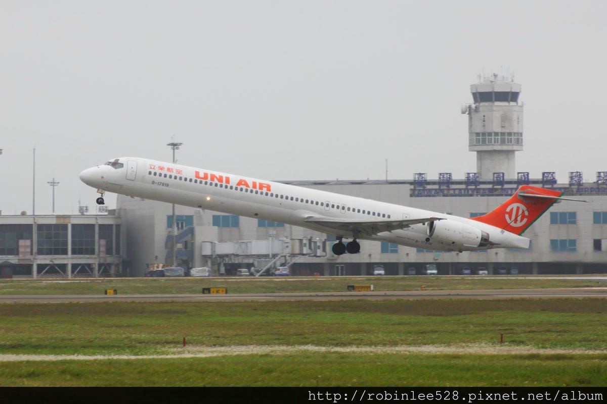 2014.4.20 桃園機場拍飛機
