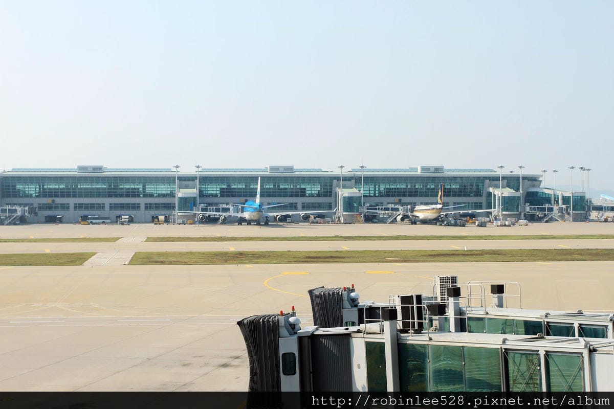 2014.5.1 大韓航空 KE693 仁川-桃園 737-800飛行記錄 - 第8張圖 2014.5.1 大韓航空 KE693 仁川-桃園 737-800飛行記錄