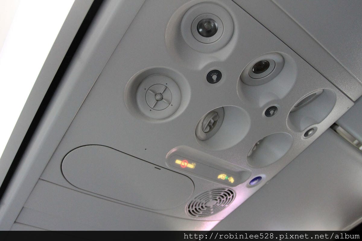 2014.5.1 大韓航空 KE693 仁川-桃園 737-800飛行記錄 - 第25張圖 2014.5.1 大韓航空 KE693 仁川-桃園 737-800飛行記錄