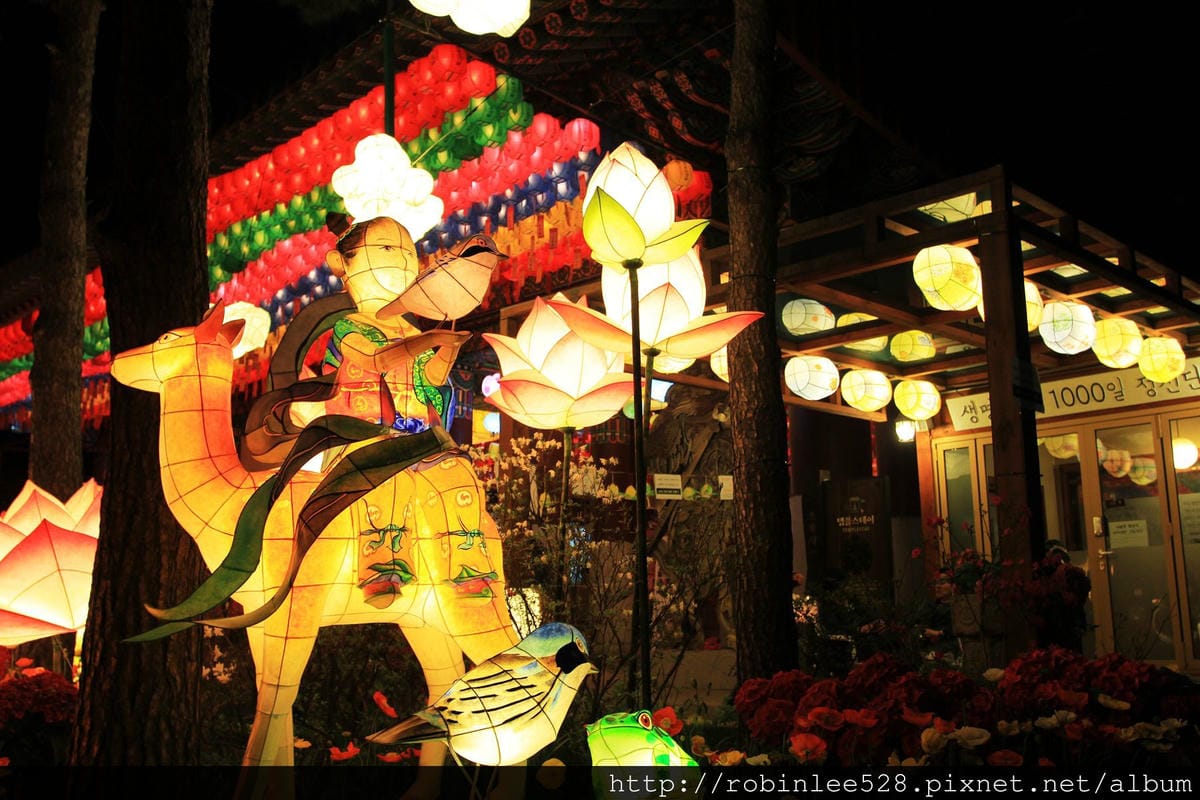 韓國也瘋燈會?! 首爾年度盛事-“2014 燃燈節” - 第19張圖 韓國也瘋燈會?! 首爾年度盛事-“2014 燃燈節”