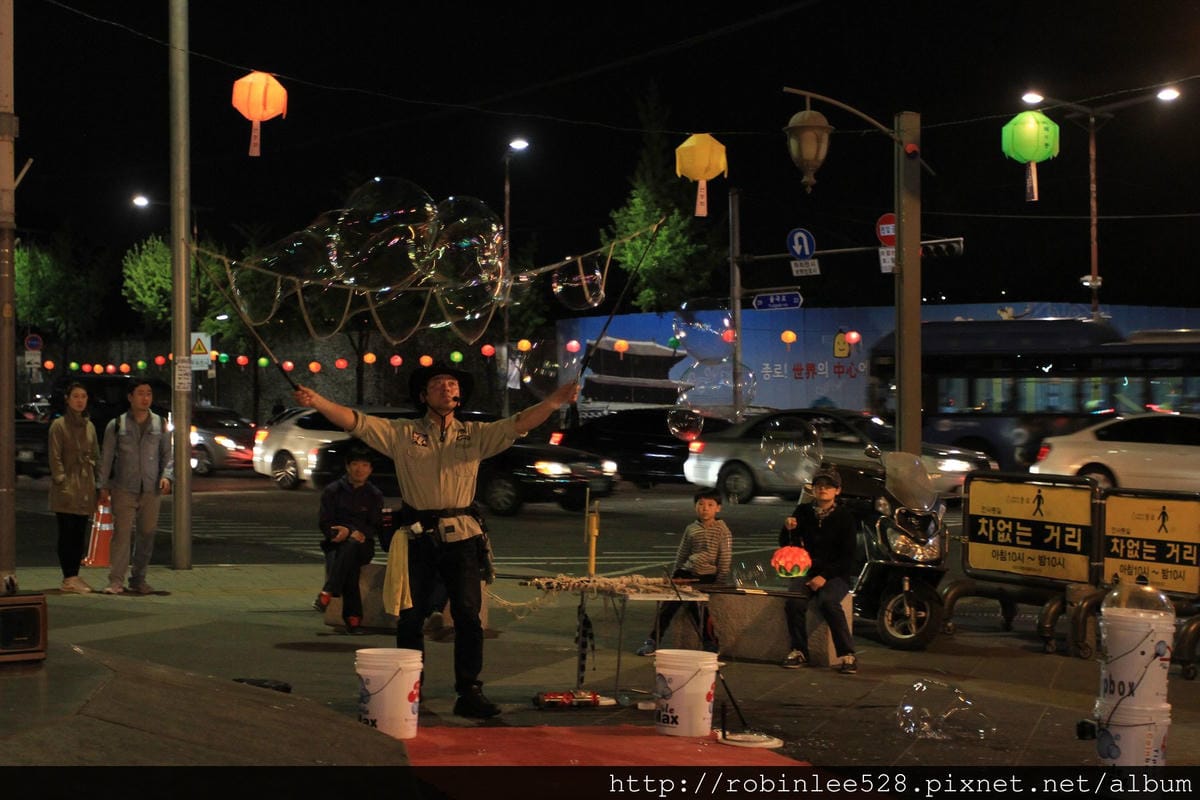 韓國也瘋燈會?! 首爾年度盛事-“2014 燃燈節” - 第22張圖 韓國也瘋燈會?! 首爾年度盛事-“2014 燃燈節”