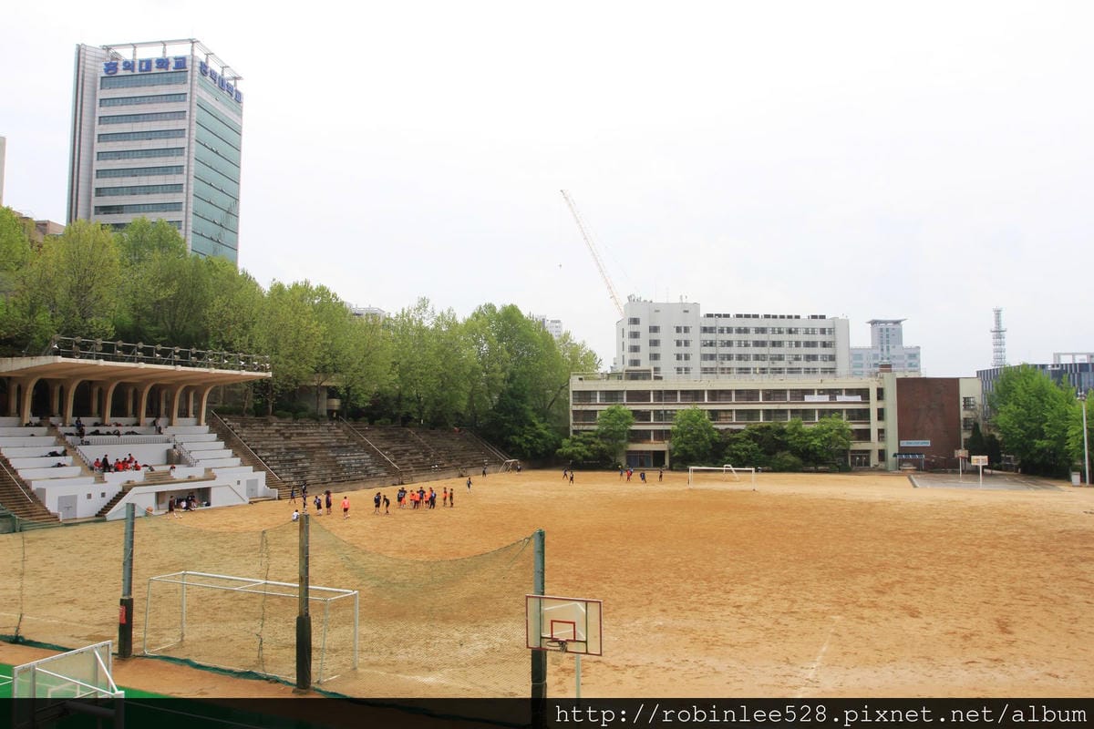 [首爾] 弘大商圈  韓國雞蛋糕、蜂巢霜淇淋、德國雪花球