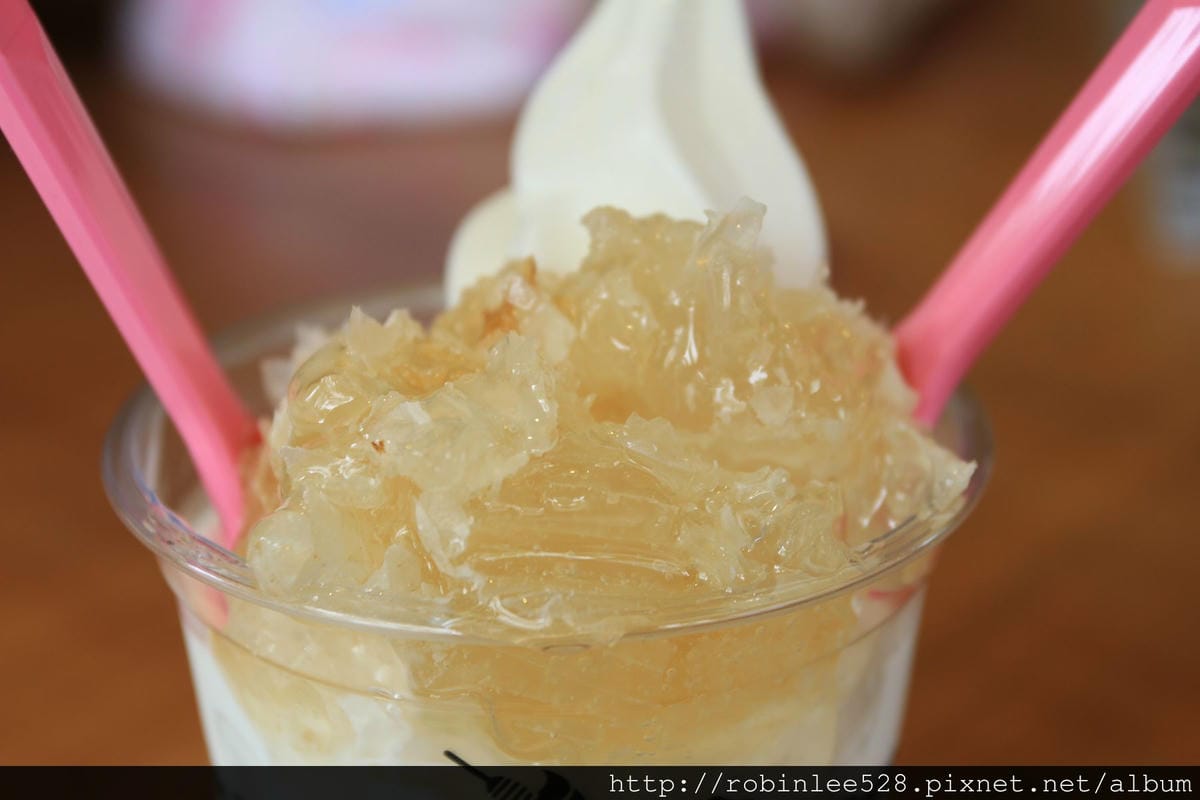 [首爾] 弘大商圈  韓國雞蛋糕、蜂巢霜淇淋、德國雪花球