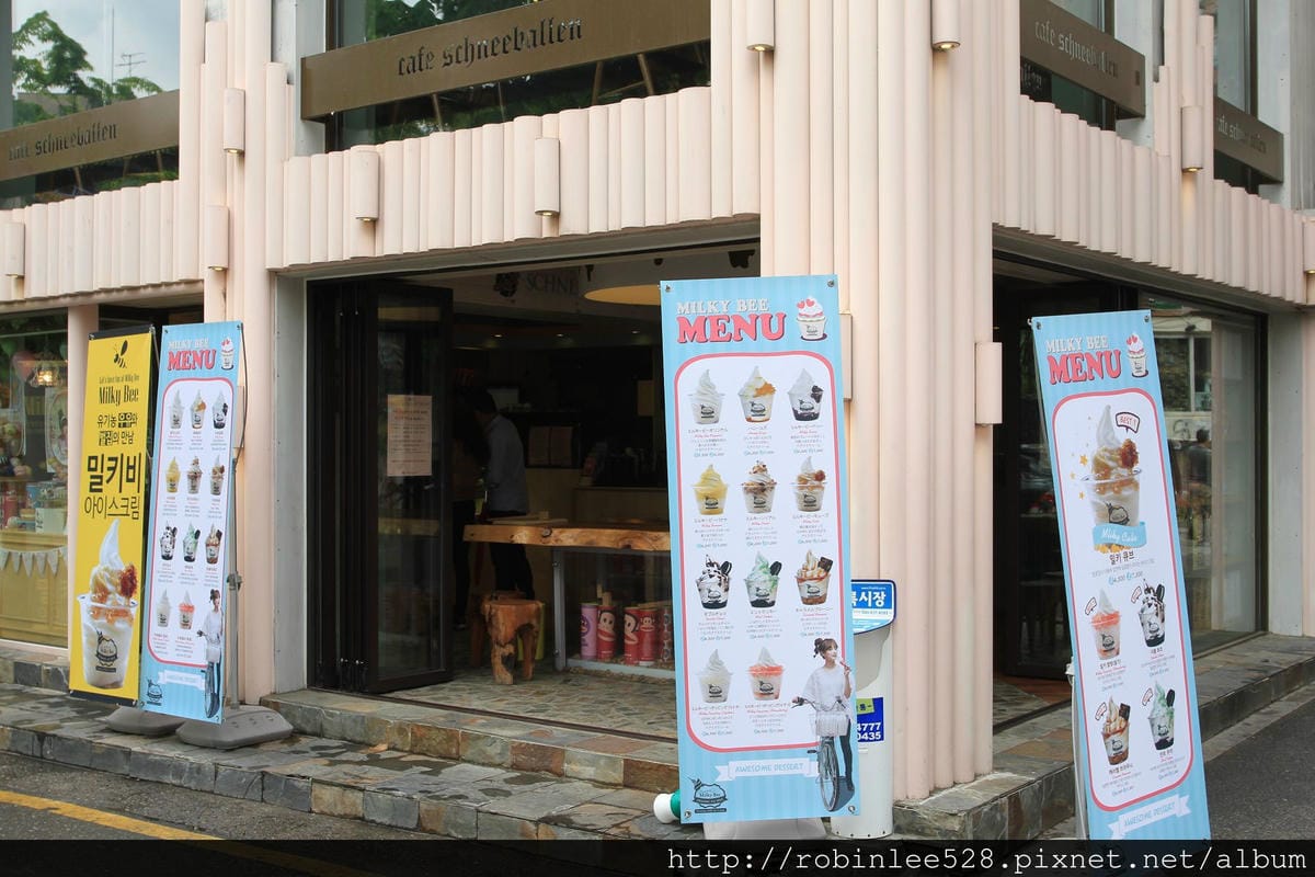 [首爾] 弘大商圈  韓國雞蛋糕、蜂巢霜淇淋、德國雪花球