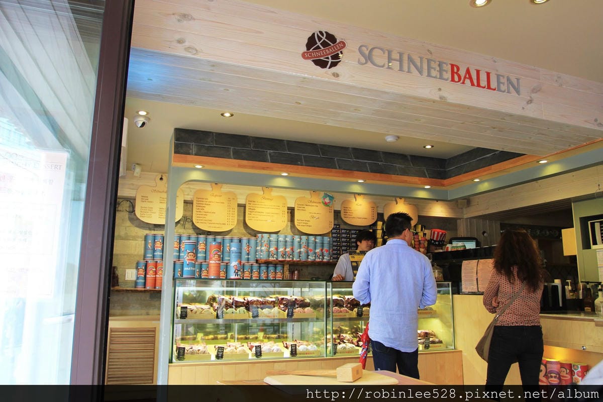 [首爾] 弘大商圈  韓國雞蛋糕、蜂巢霜淇淋、德國雪花球