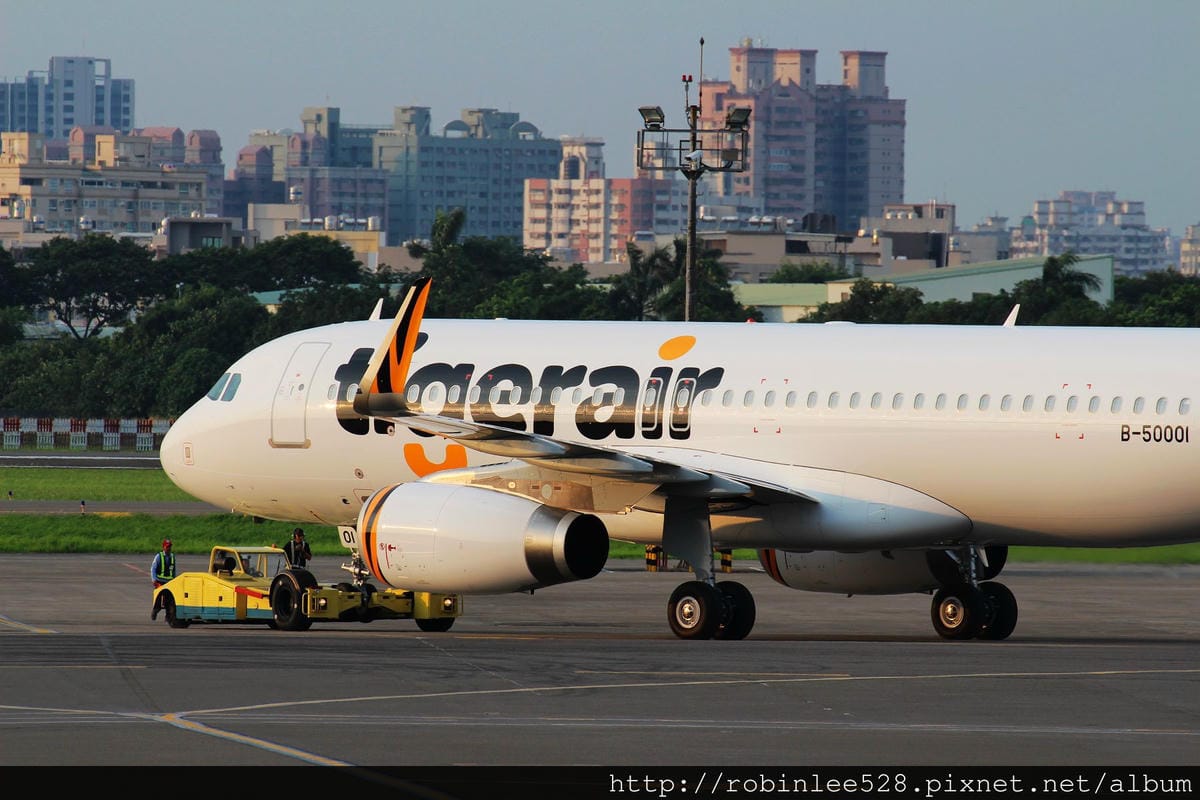 台灣虎航 初號機(B-50001)首拍 @高雄 - 第6張圖 台灣虎航 初號機(B-50001)首拍 @高雄