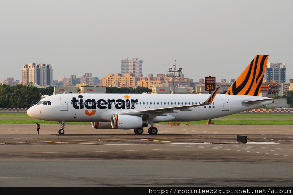 台灣虎航 初號機(B-50001)首拍 @高雄 - 第10張圖 台灣虎航 初號機(B-50001)首拍 @高雄