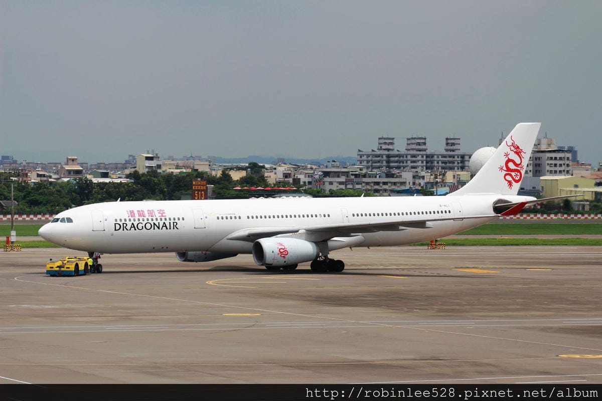 高雄國際機場 航廈巡禮兼航拍 2014.9.8 - 第25張圖 高雄國際機場 航廈巡禮兼航拍 2014.9.8