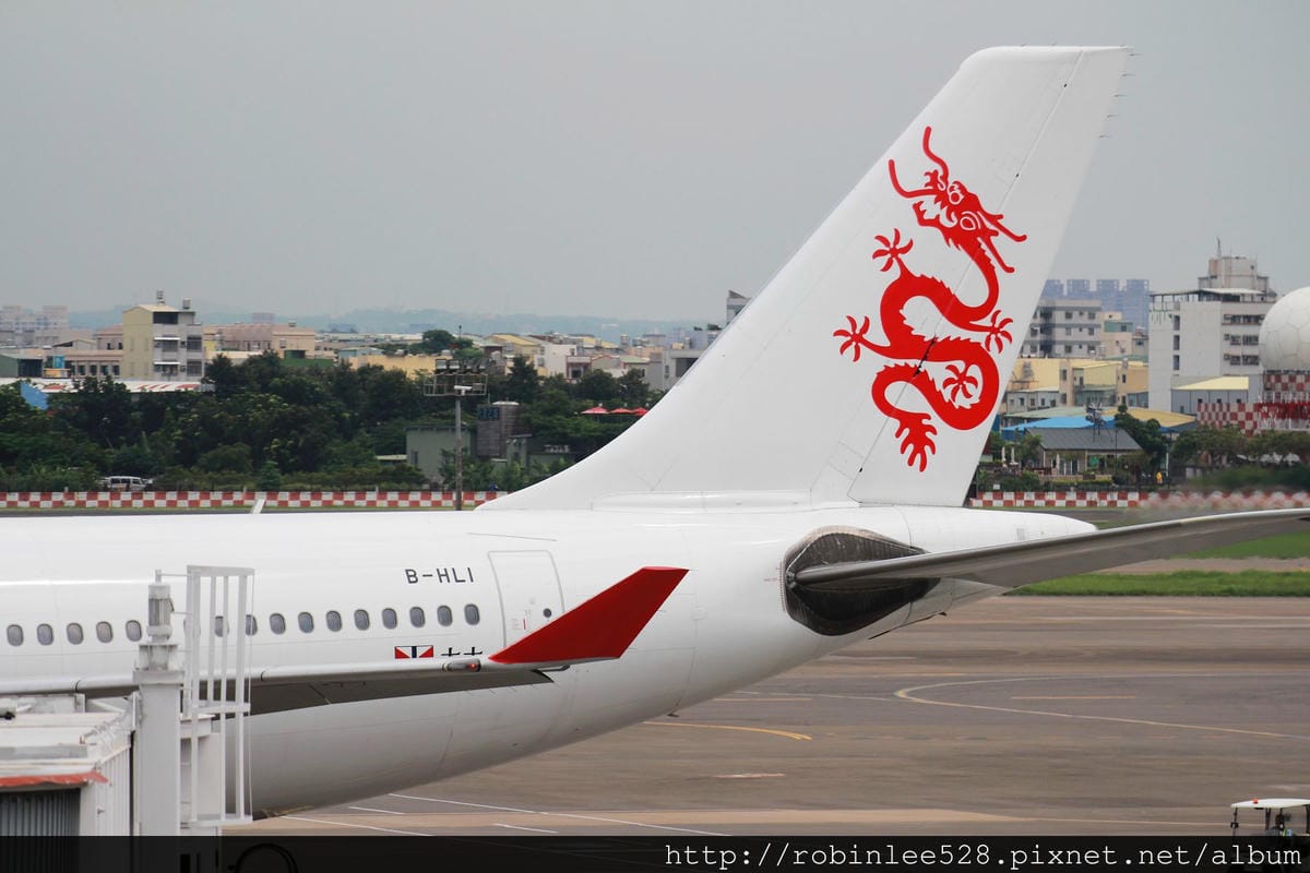 高雄國際機場 航廈巡禮兼航拍 2014.9.8 - 第21張圖 高雄國際機場 航廈巡禮兼航拍 2014.9.8