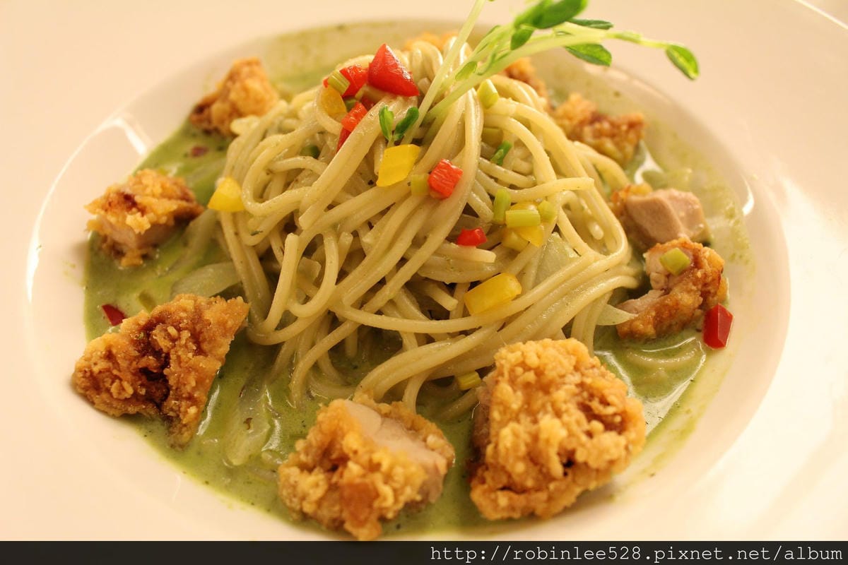 [港都食記] 高雄前鎮 “夜坡 Cote de Nuits義大利麵”