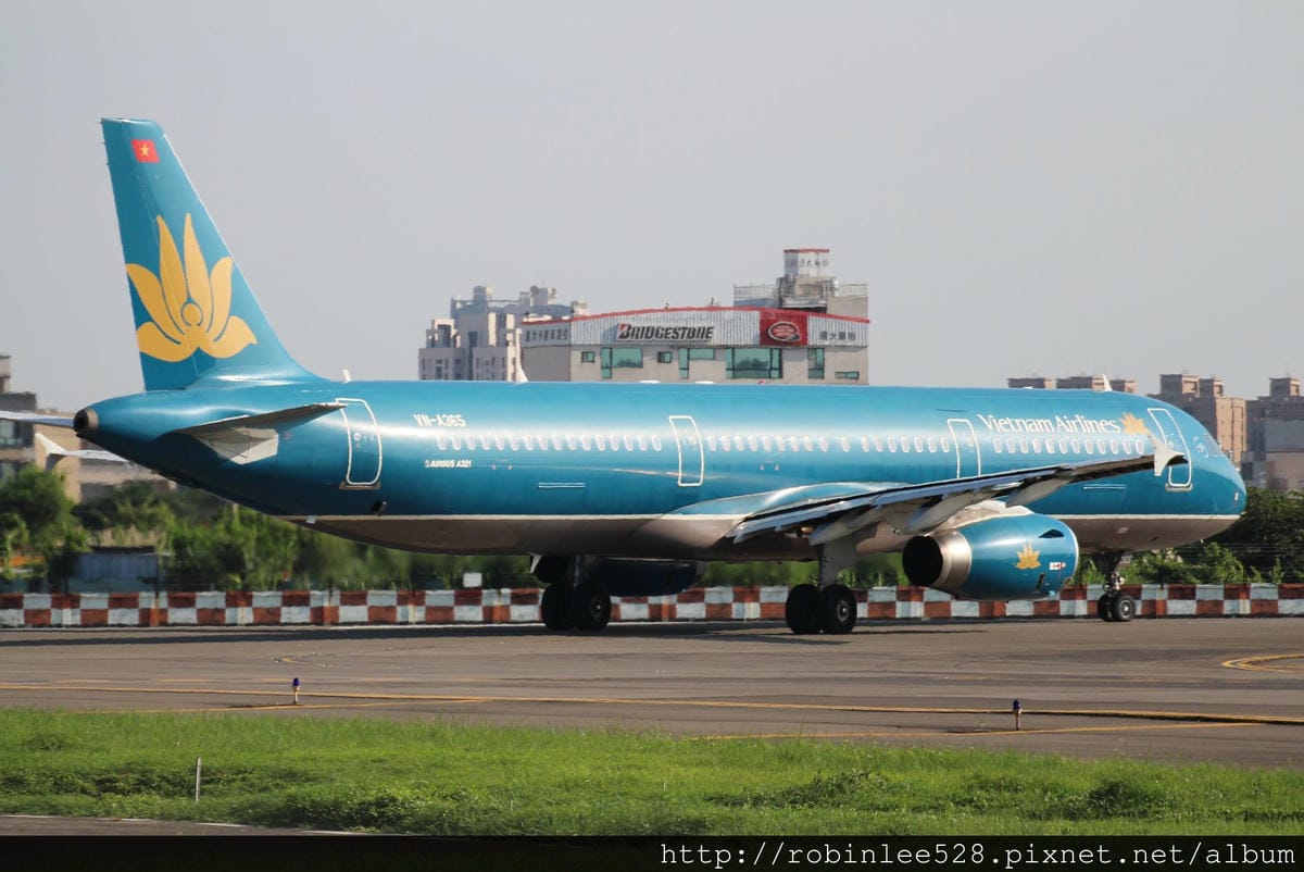 2014.9.13 高雄機場晨光拍機之旅 - 第7張圖 2014.9.13 高雄機場晨光拍機之旅