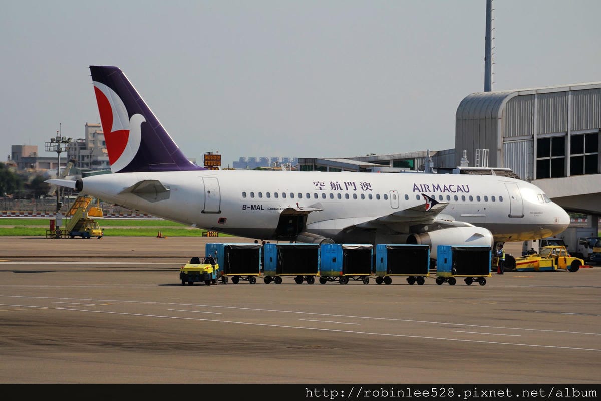 2014.9.13 高雄機場晨光拍機之旅 - 第32張圖 2014.9.13 高雄機場晨光拍機之旅