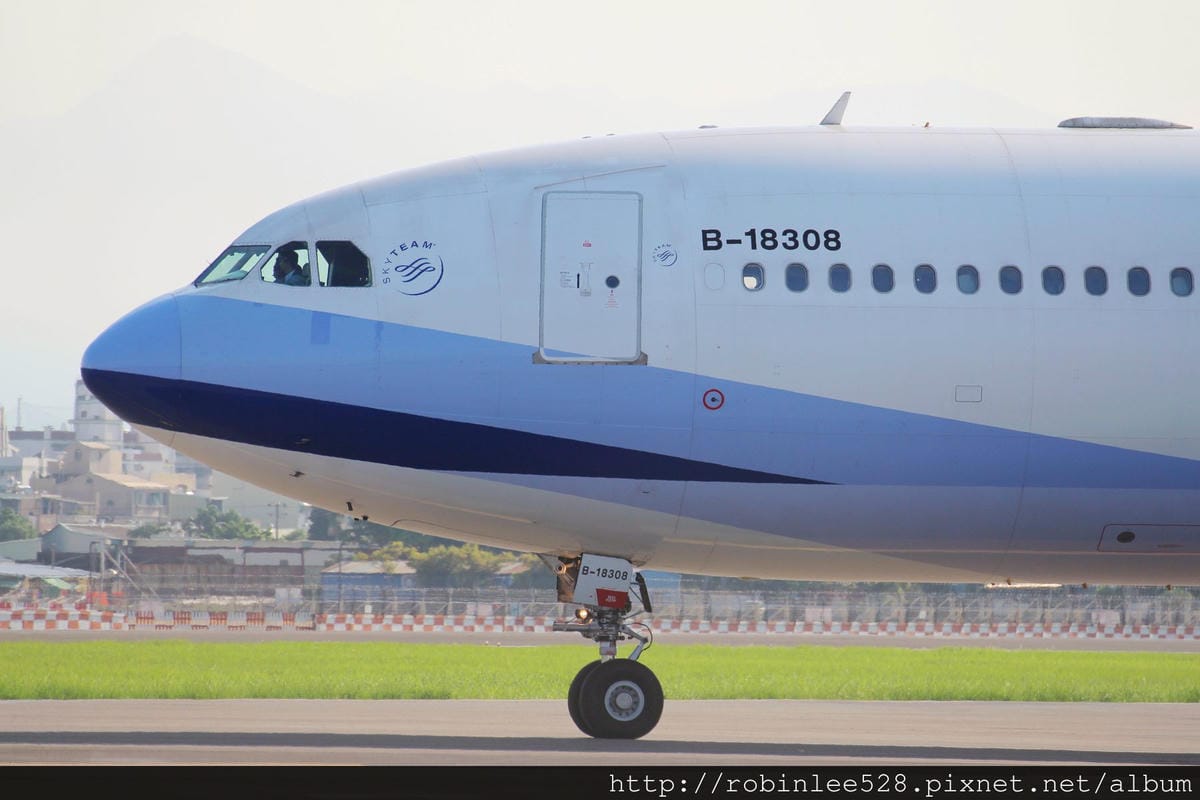 2014.9.13 高雄機場晨光拍機之旅 - 第14張圖 2014.9.13 高雄機場晨光拍機之旅