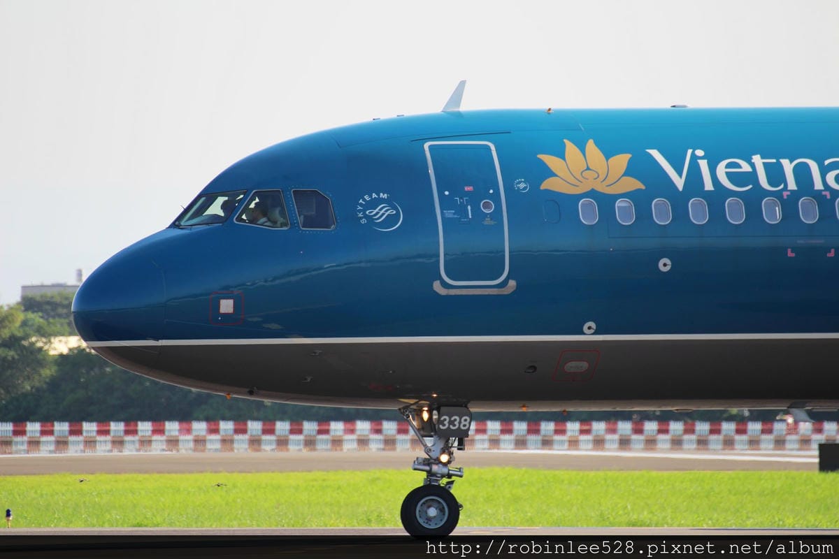 2014.9.13 高雄機場晨光拍機之旅 - 第10張圖 2014.9.13 高雄機場晨光拍機之旅