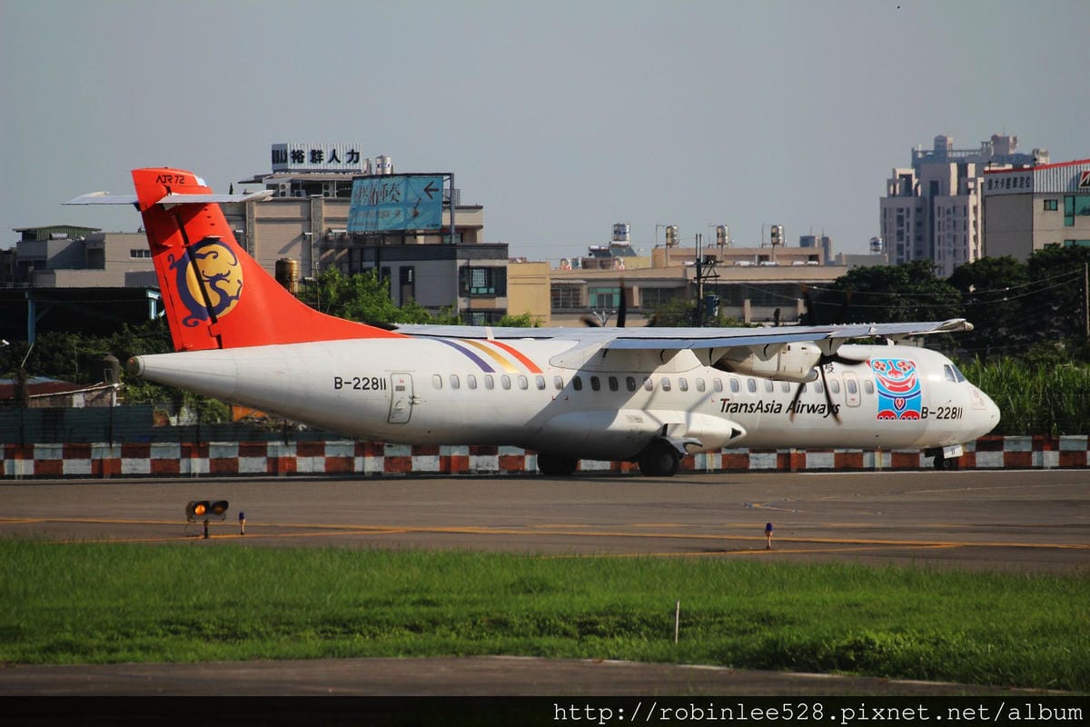 2014.9.13 高雄機場晨光拍機之旅 - 第19張圖 2014.9.13 高雄機場晨光拍機之旅