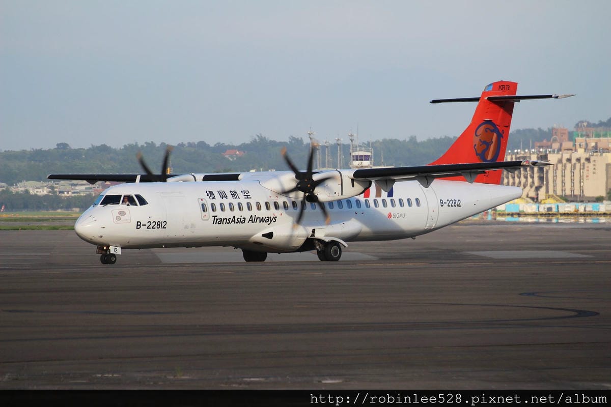 2014.9.15-16 跟颱風賽跑的高雄機場航拍 - 第26張圖 2014.9.15-16 跟颱風賽跑的高雄機場航拍