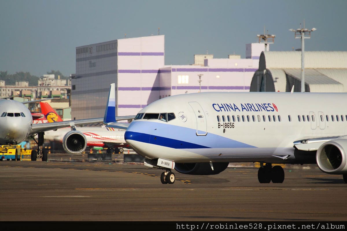 2014.9.15-16 跟颱風賽跑的高雄機場航拍 - 第11張圖 2014.9.15-16 跟颱風賽跑的高雄機場航拍