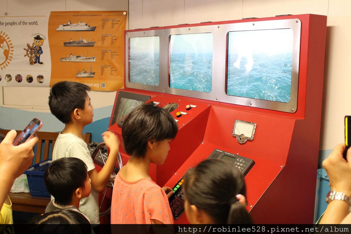 全球最大海上圖書館–“望道號” 停靠高雄! - 第11張圖 全球最大海上圖書館–“望道號” 停靠高雄!