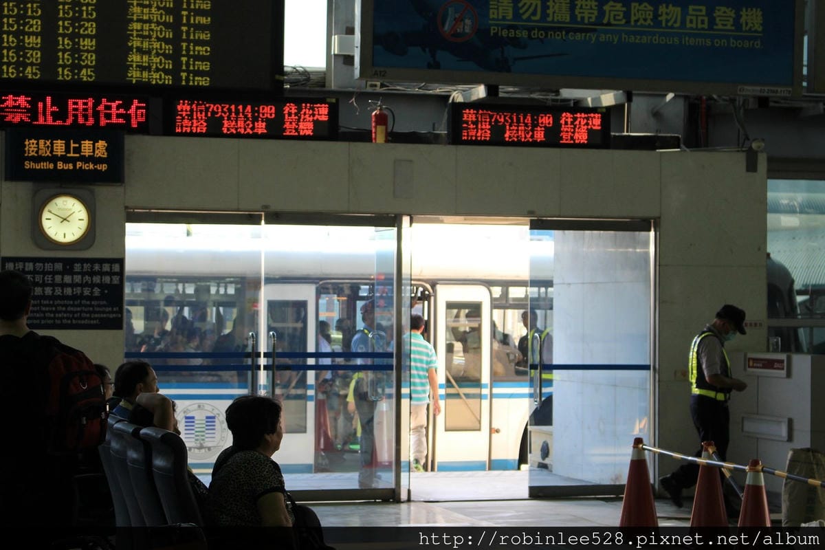 2014.9.26 復興航空 GE220 高雄-馬公 ATR初體驗 - 第21張圖 2014.9.26 復興航空 GE220 高雄-馬公 ATR初體驗