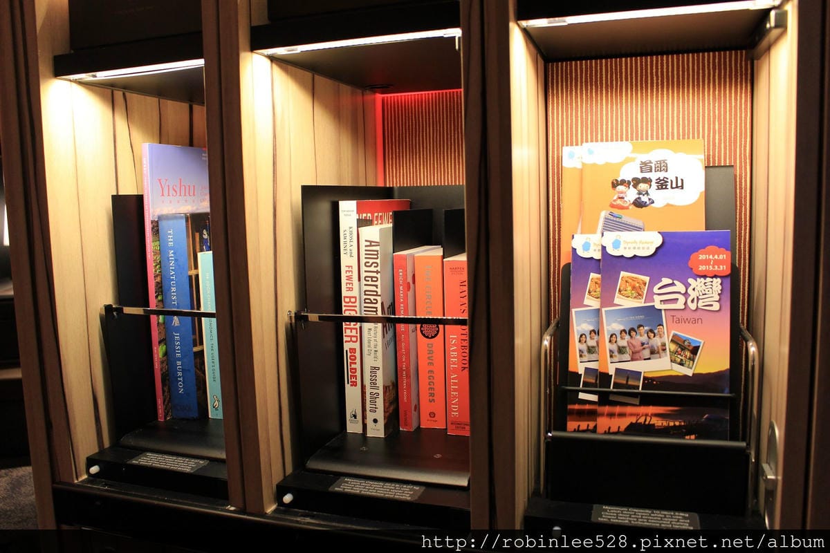 中華航空 777-300ER 登機體驗! 客艙全揭露! - 第27張圖 中華航空 777-300ER 登機體驗! 客艙全揭露!