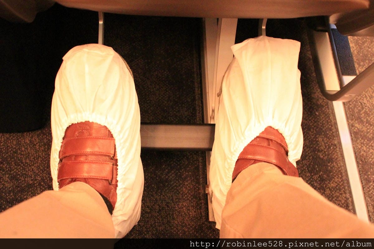 中華航空 777-300ER 登機體驗! 客艙全揭露! - 第63張圖 中華航空 777-300ER 登機體驗! 客艙全揭露!