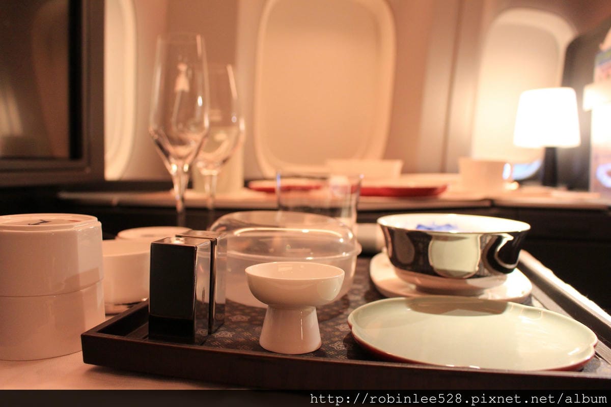 中華航空 777-300ER 登機體驗! 客艙全揭露!