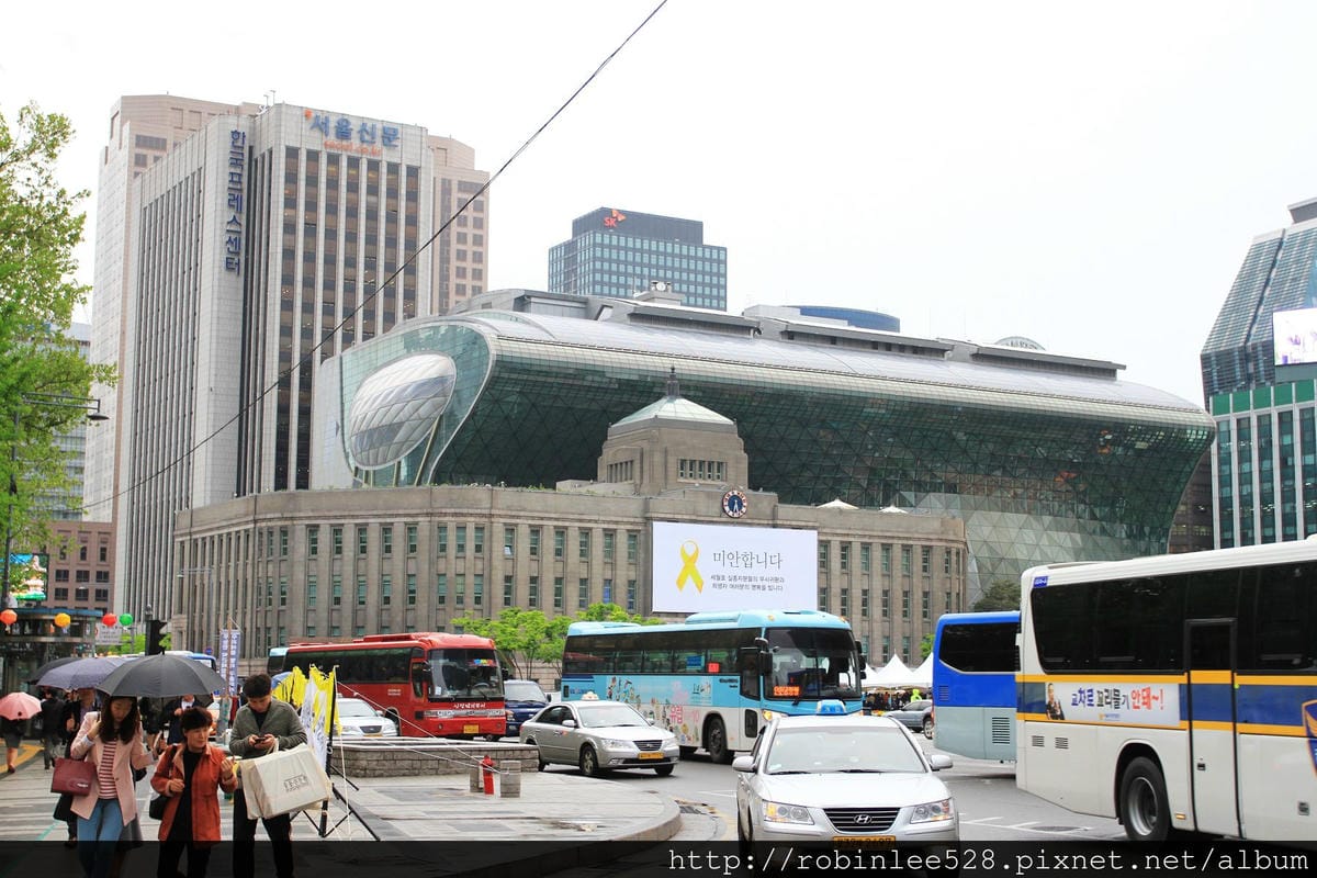 首爾最美的一條路– 貞洞 / 德壽宮石牆路 - 第2張圖 首爾最美的一條路– 貞洞 / 德壽宮石牆路