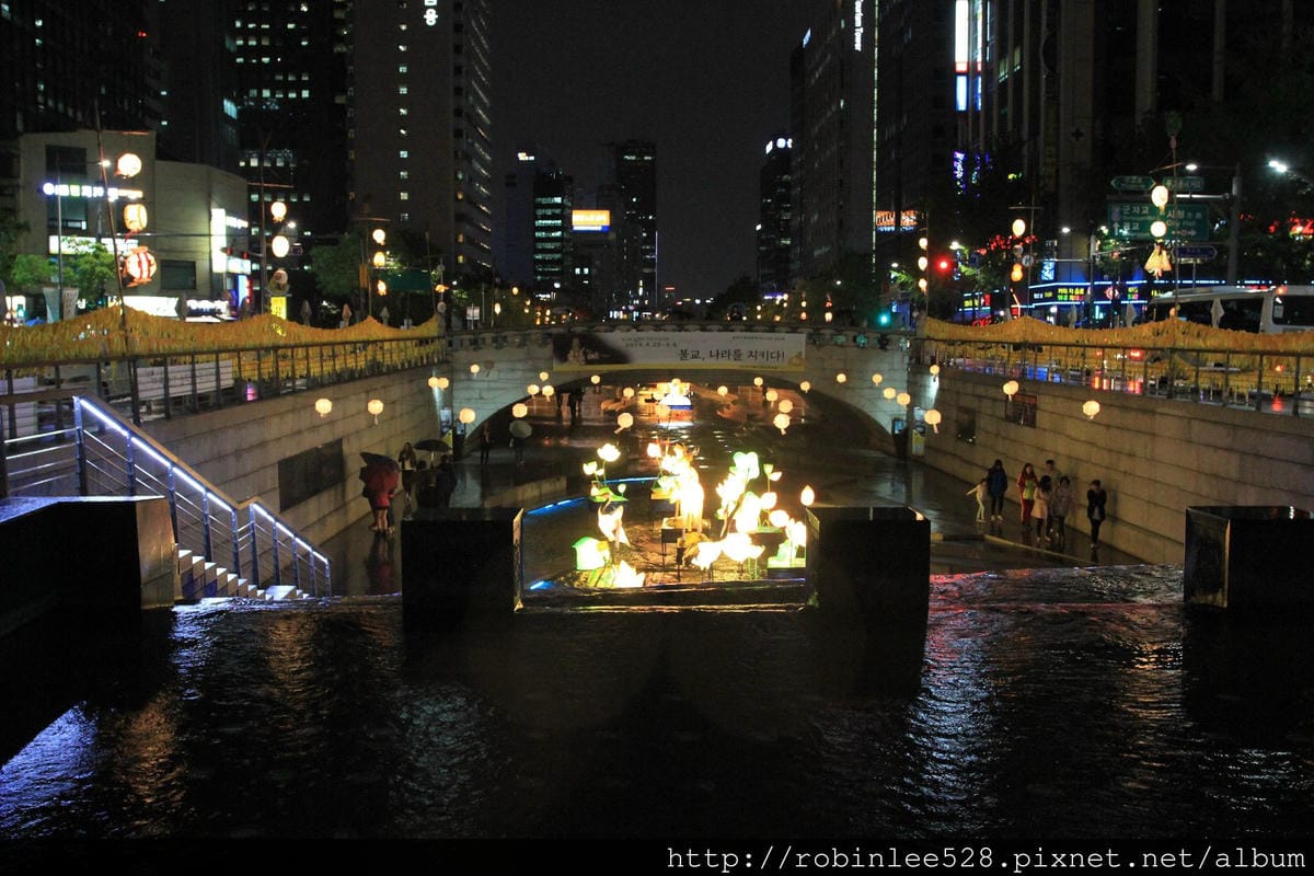 風雨無阻夜遊首爾 世宗大道+清溪川 - 第11張圖 風雨無阻夜遊首爾 世宗大道+清溪川