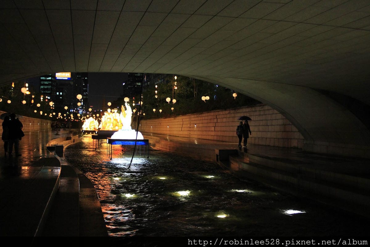風雨無阻夜遊首爾 世宗大道+清溪川