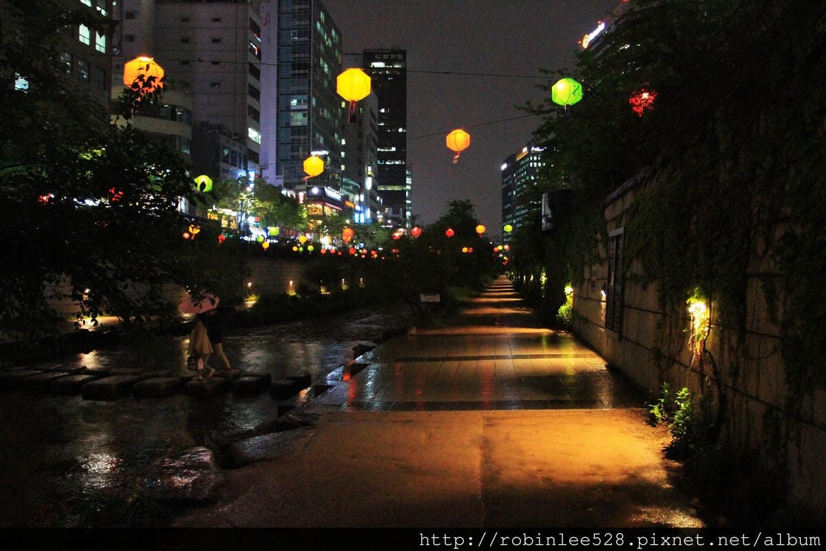 風雨無阻夜遊首爾 世宗大道+清溪川 - 第22張圖 風雨無阻夜遊首爾 世宗大道+清溪川