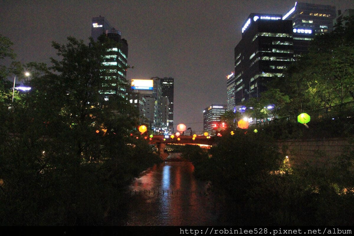 風雨無阻夜遊首爾 世宗大道+清溪川