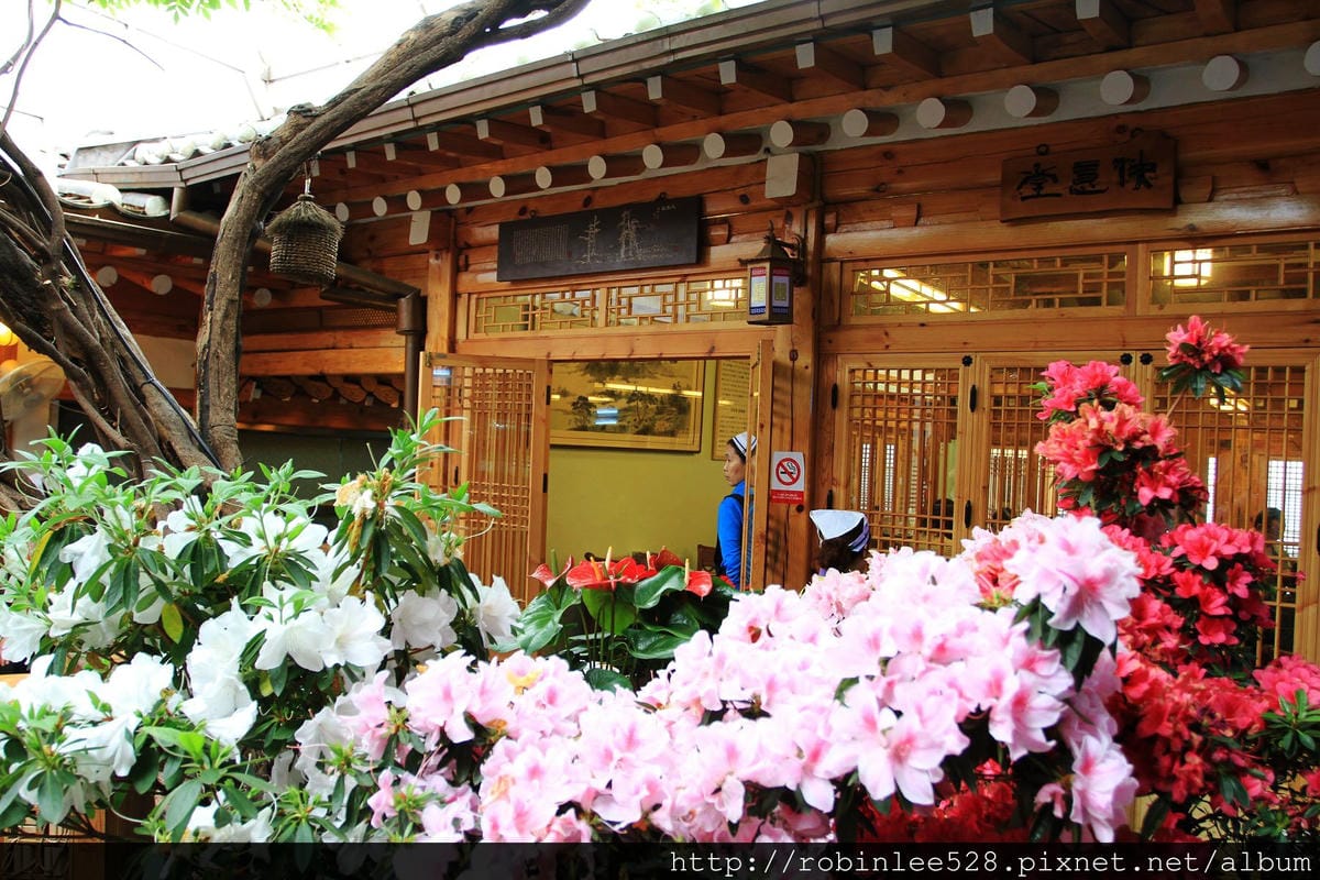 首爾 土俗村蔘雞湯 -韓屋吃鍋特別推薦! - 第17張圖 首爾 土俗村蔘雞湯 -韓屋吃鍋特別推薦!