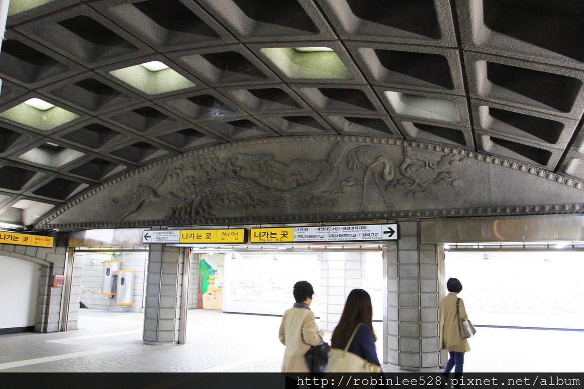 首爾 土俗村蔘雞湯 -韓屋吃鍋特別推薦! - 第8張圖 首爾 土俗村蔘雞湯 -韓屋吃鍋特別推薦!