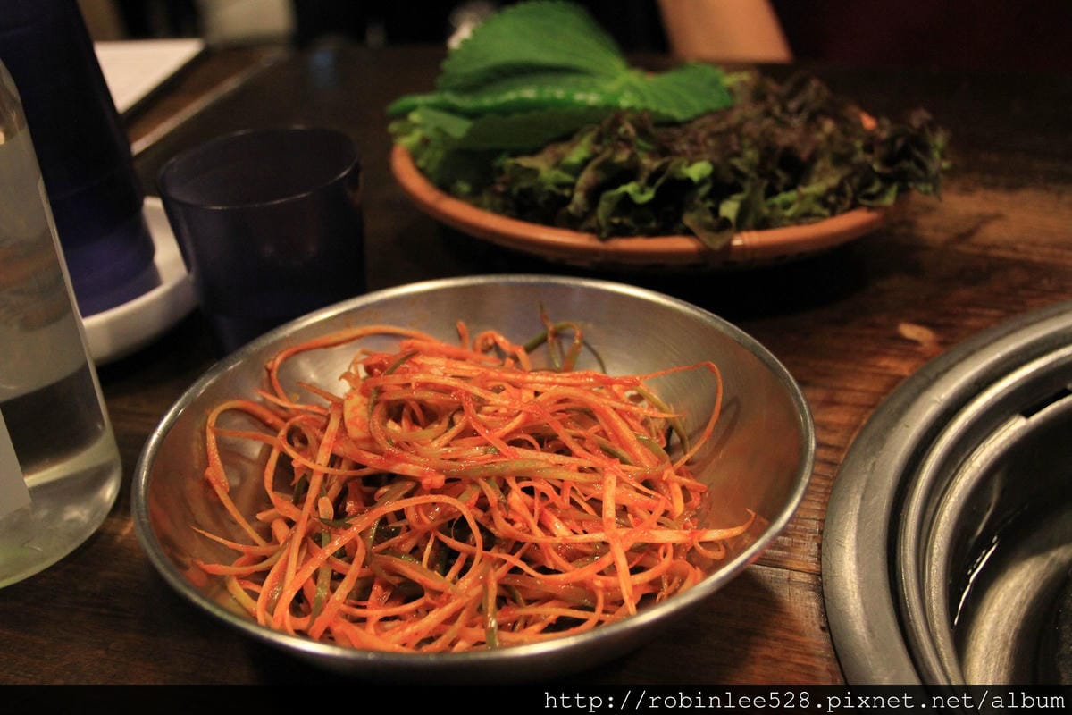 首爾 新村食堂(明洞) -經典韓國烤肉 垂涎推薦!