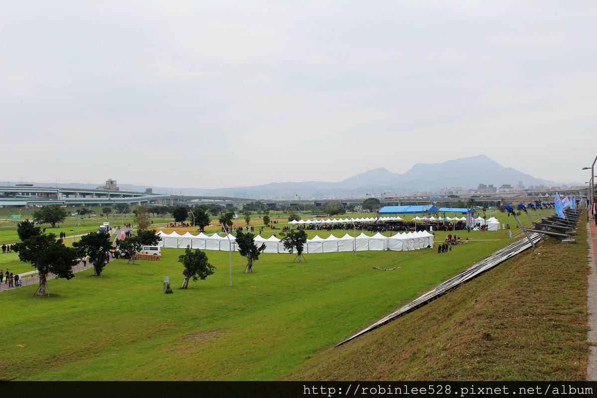 有空姐助陣的路跑! 2014舞動華航路跑 活動紀實 - 第4張圖 有空姐助陣的路跑! 2014舞動華航路跑 活動紀實