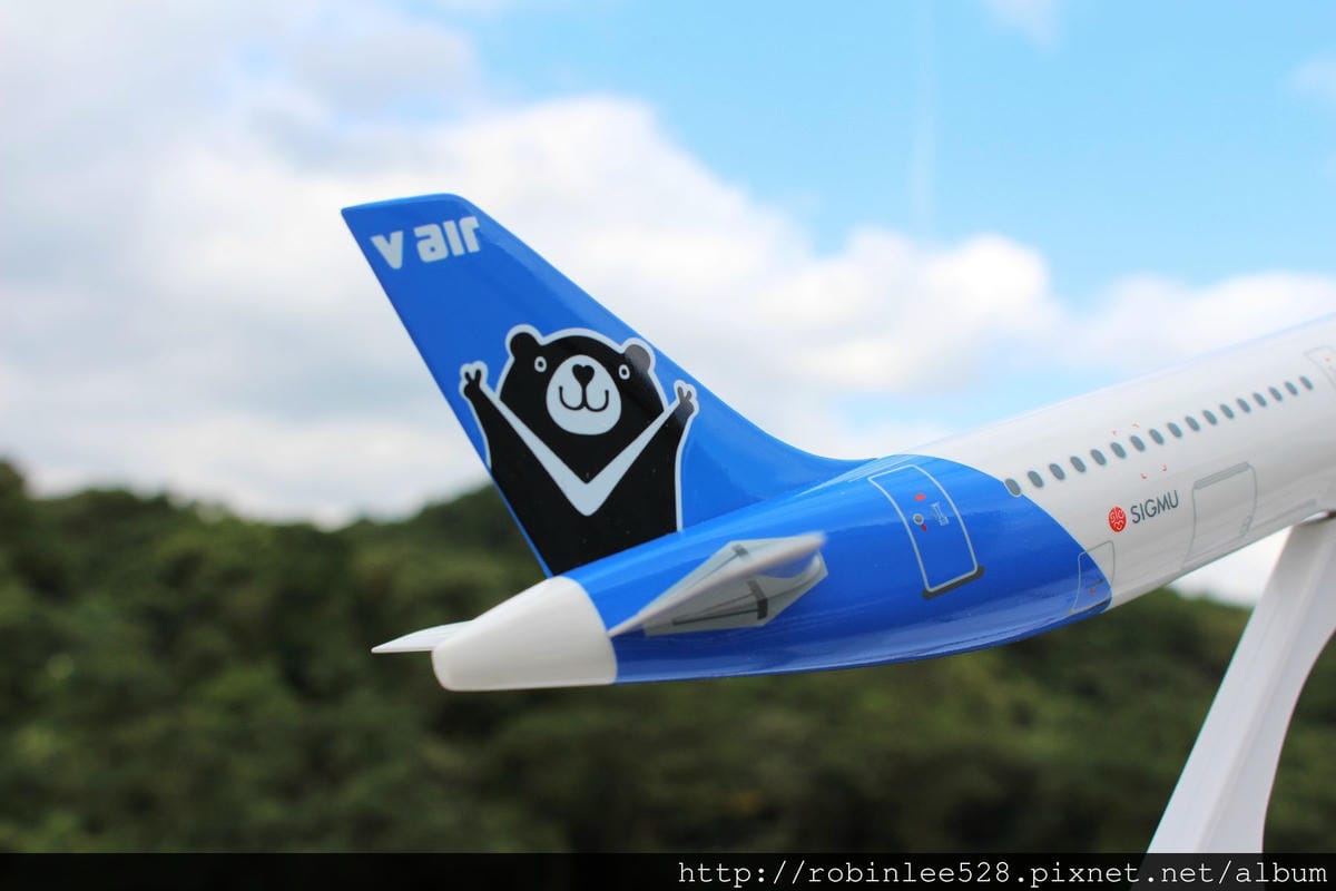 慶開航! V Air 威航 A321 1:150 模型開箱 - 第5張圖 慶開航! V Air 威航 A321 1:150 模型開箱