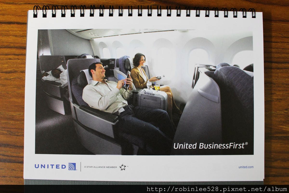 [開箱] 聯合航空 2015年月曆