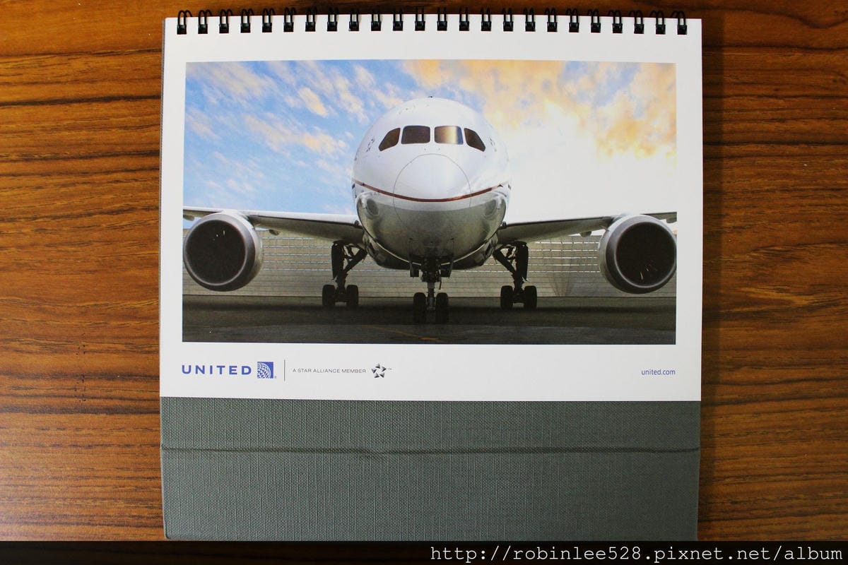 [開箱] 聯合航空 2015年月曆