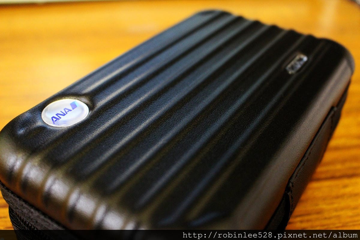 [開箱] 全日空ANA 新長程線頭等艙 RIMOWA過夜包