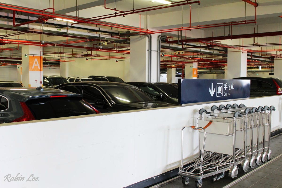 2015.3.21 台中清泉崗機場 航廈巡禮 - 第5張圖 2015.3.21 台中清泉崗機場 航廈巡禮