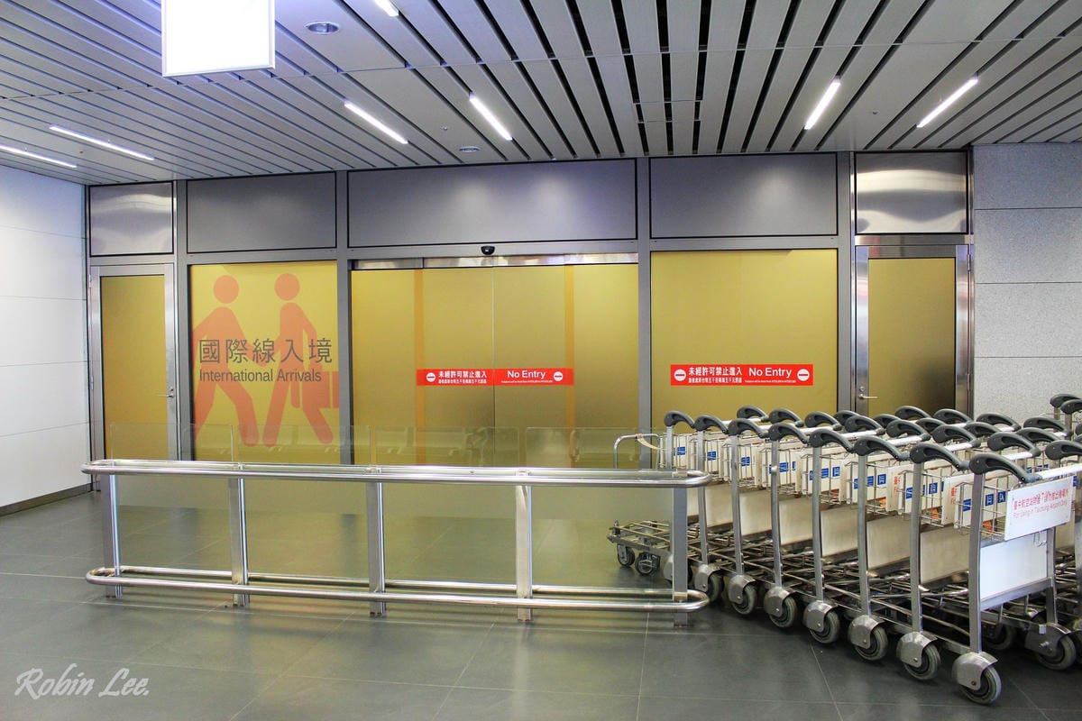 2015.3.21 台中清泉崗機場 航廈巡禮 - 第11張圖 2015.3.21 台中清泉崗機場 航廈巡禮