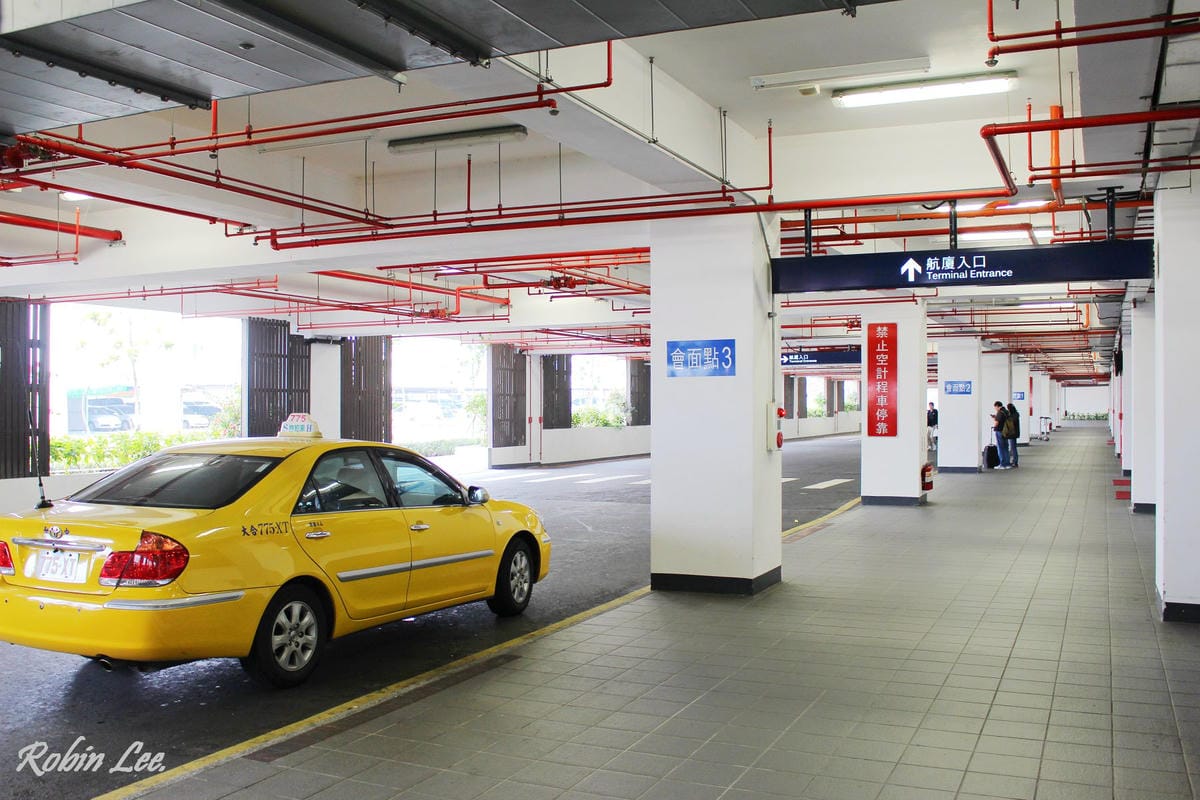 2015.3.21 台中清泉崗機場 航廈巡禮 - 第4張圖 2015.3.21 台中清泉崗機場 航廈巡禮