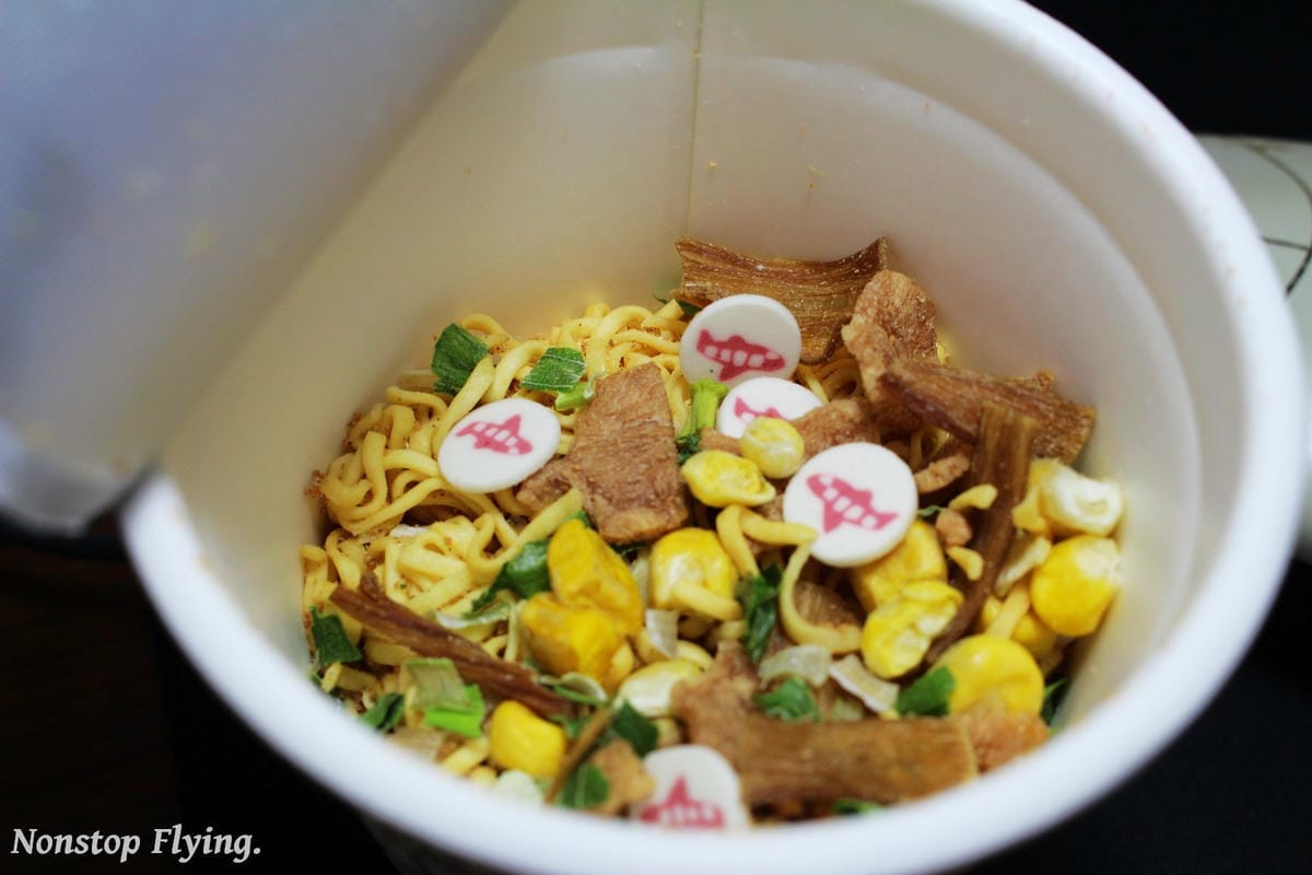 航空迷日本必敗–JAL日本航空經典”De Sky”杯麵