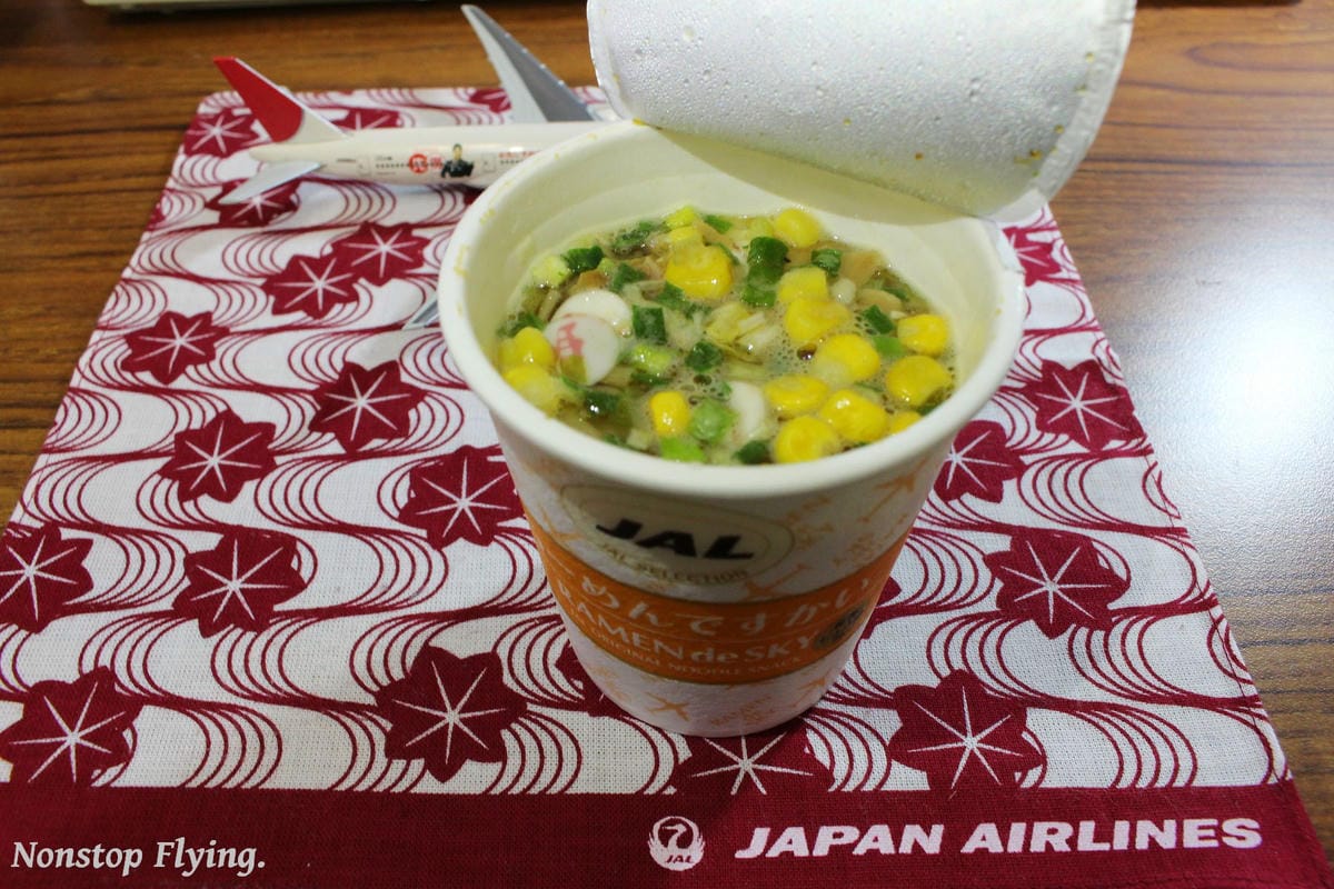 航空迷日本必敗–JAL日本航空經典”De Sky”杯麵