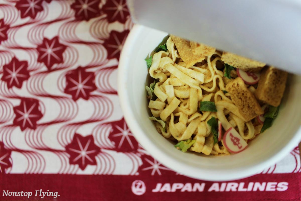 航空迷日本必敗–JAL日本航空經典”De Sky”杯麵