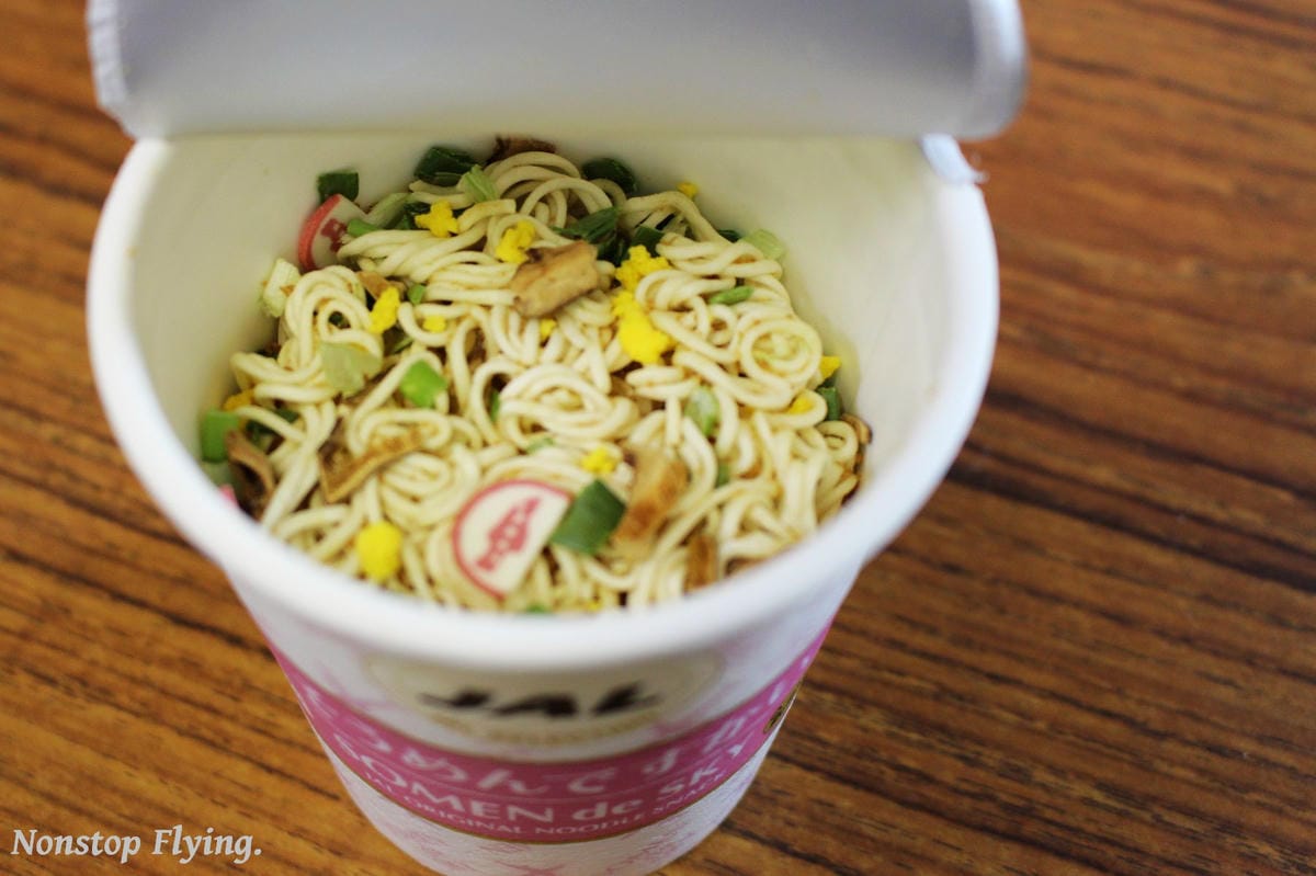 航空迷日本必敗–JAL日本航空經典”De Sky”杯麵